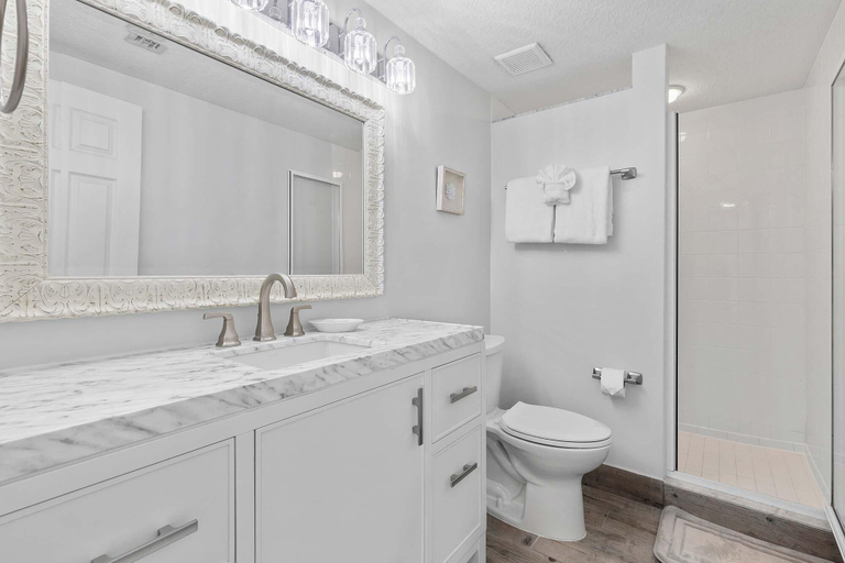 Bathroom 3, Oceanwalk 1-605, Volusia