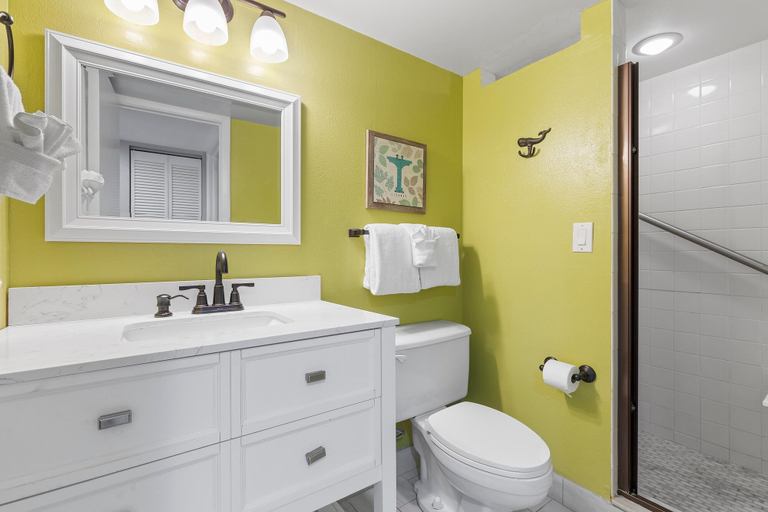Bathroom 3, The Shores Club 1105, Volusia