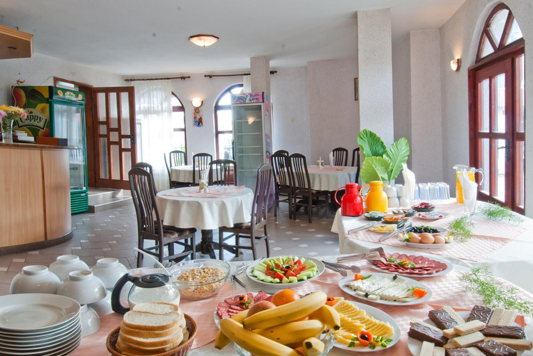 Food & Drinks 4, Hotel Briz, Primorsko
