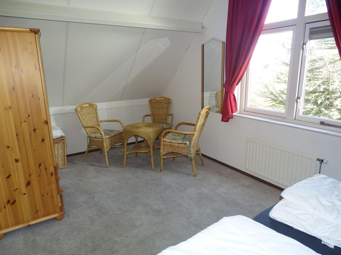 Bedroom 2, House in Breskens near the Beach, Sluis