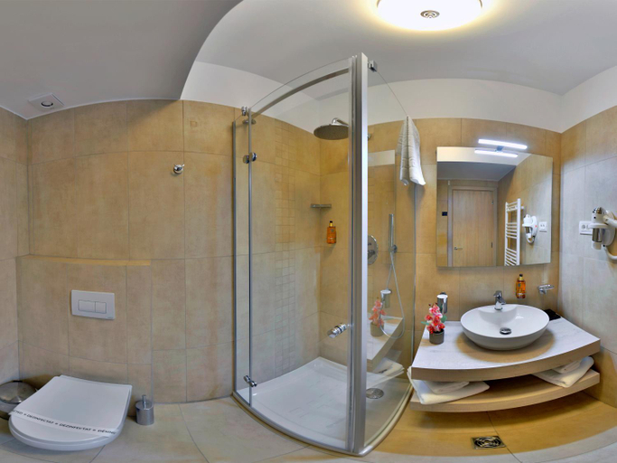 Bathroom 2, Hotel Condor Tulcea, Tulcea