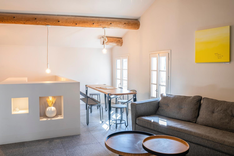 Shared lounge/TV area 4, Les Maisons Secretes, Bouches-du-Rhône