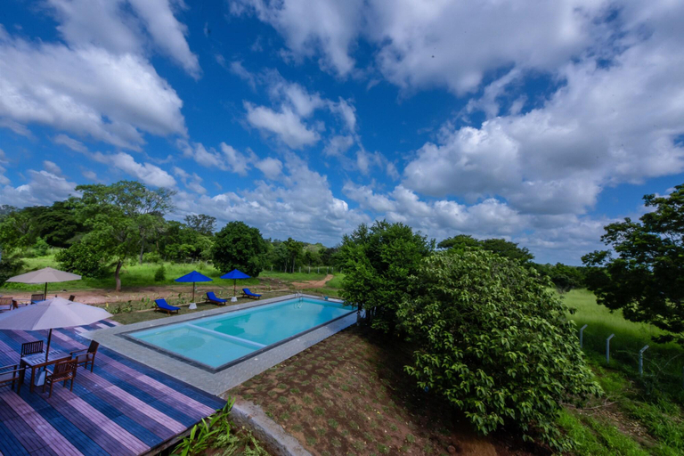 Sport & Beauty 5, Subaseth Villa, N. Palatha Central