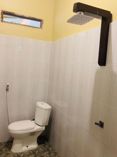 Bathroom 1, Leuser Inn, Langkat