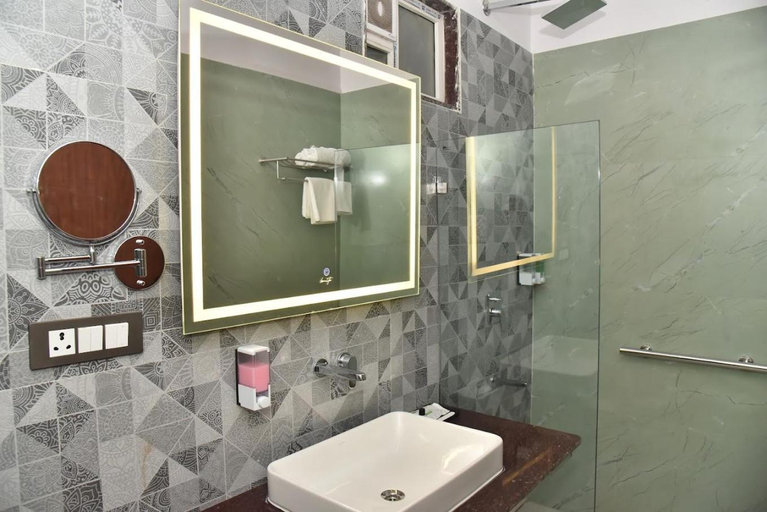 Bathroom 5, HOTEL JP INN SITAPUR, Sitapur
