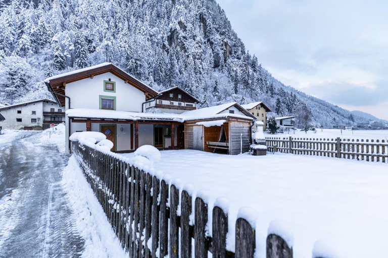 Others 3, Holiday Home in Strass with Mountain Views, Schwaz