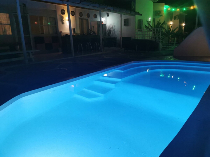 Room 5, Boho Sisi Resort - Poolside Oasis Garden Vibes, Crete