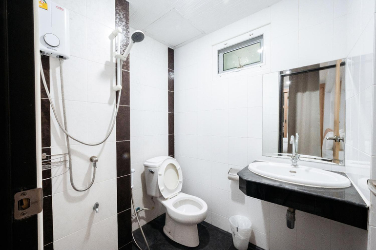 Bathroom 4, Creston Grand, Bang Pla Ma