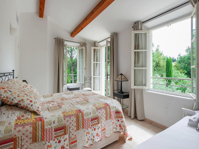 Others 5, Villa in Gassin near Saint Tropez Beaches, Var
