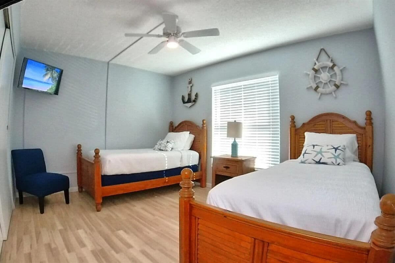 Others 3, Sea Club #13 - Coastal Charm, Pinellas
