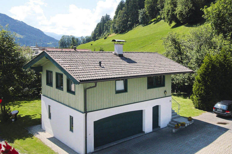 4, Chalet in Muhltal near Kitzbuhel Ski Slopes, Kitzbühel