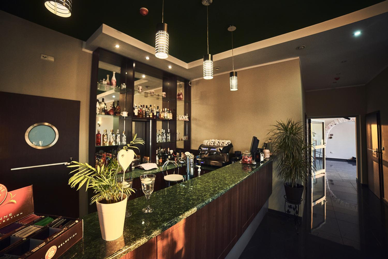 Food & Drinks 5, Hotel AB, Tychy City
