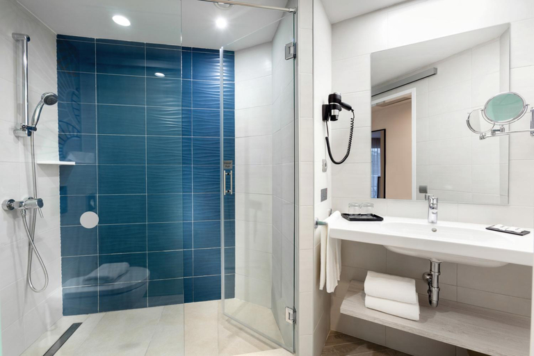 Bathroom 5, Hotel Riu Vistamar Gran Canaria - All Inclusive, Las Palmas
