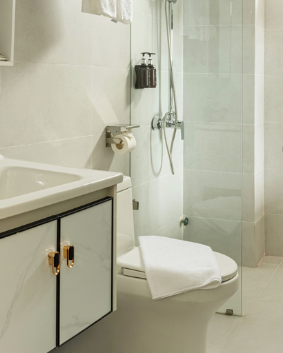 Bathroom, Jay Grand Dalat Hotel, Đà Lạt