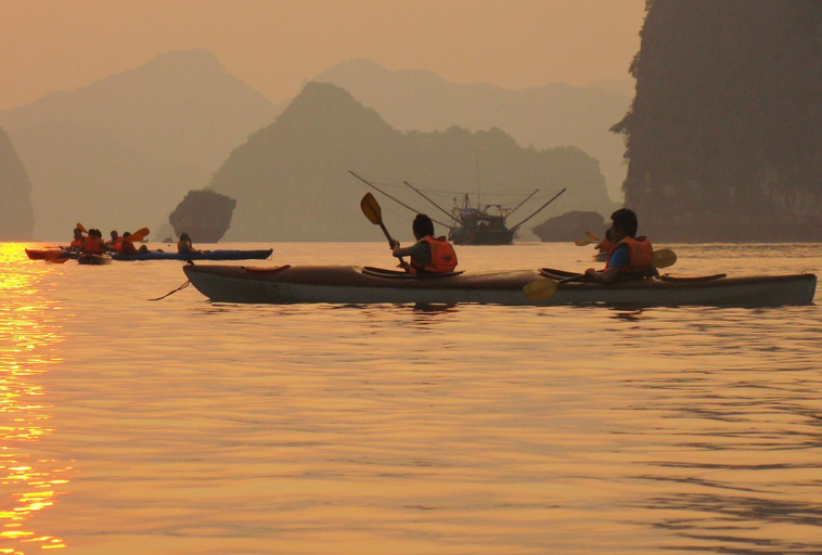 Others 2, Halong Luxury Cruise, Hạ Long