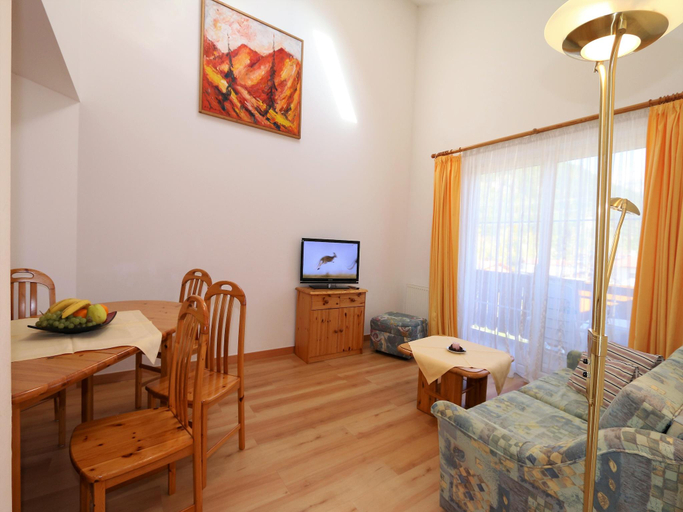 Others 5, Apartment in Bichlbach near Zugspitze, Reutte