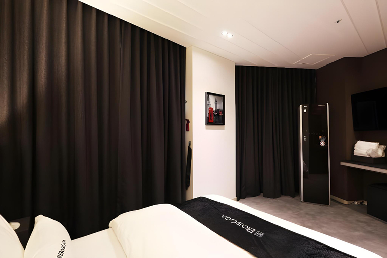 Bedroom 2, Boscoa Hotel, Wonju