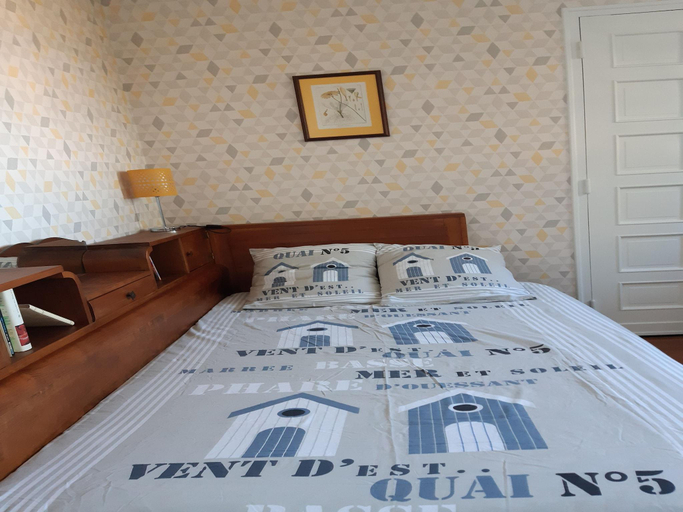 Others 5, Quaint Holiday Home with Garden, Dordogne
