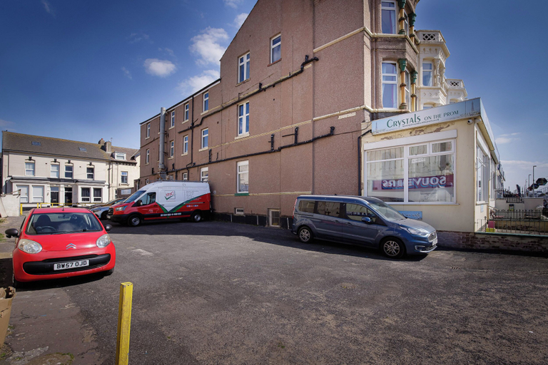 Exterior & Views 2, Beachfront Hotel, Blackpool