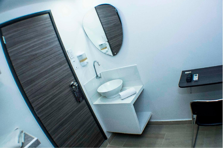 Bathroom 2, Element Hotel, Medellín