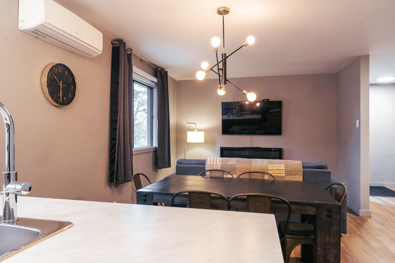 Others 2, Mont Blanc Hotel & Condos, Les Laurentides