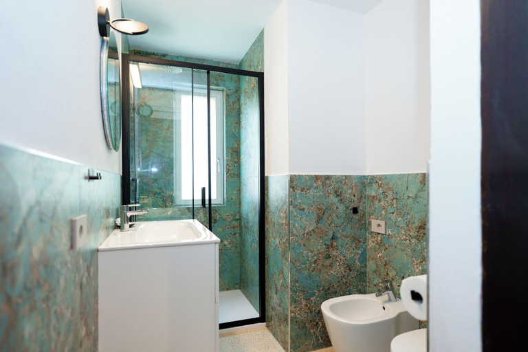 Bathroom 5, SECRET SUITE VARIGOTTI, Savona