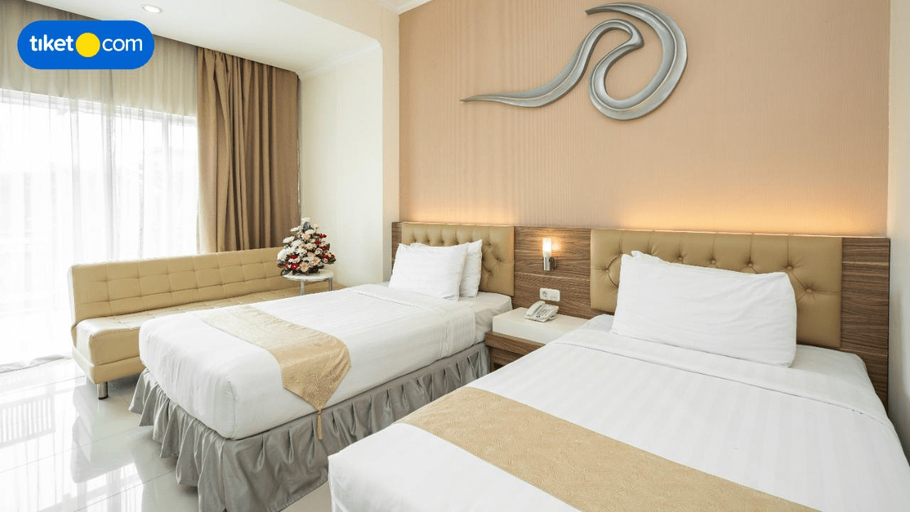 Lorin Sentul Hotel - Bedroom