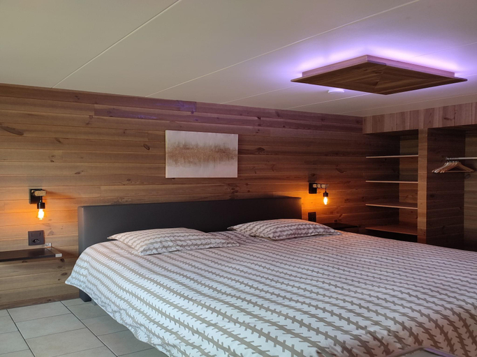 Bedroom 2, Spacious holiday home near Bastogne, Luxembourg