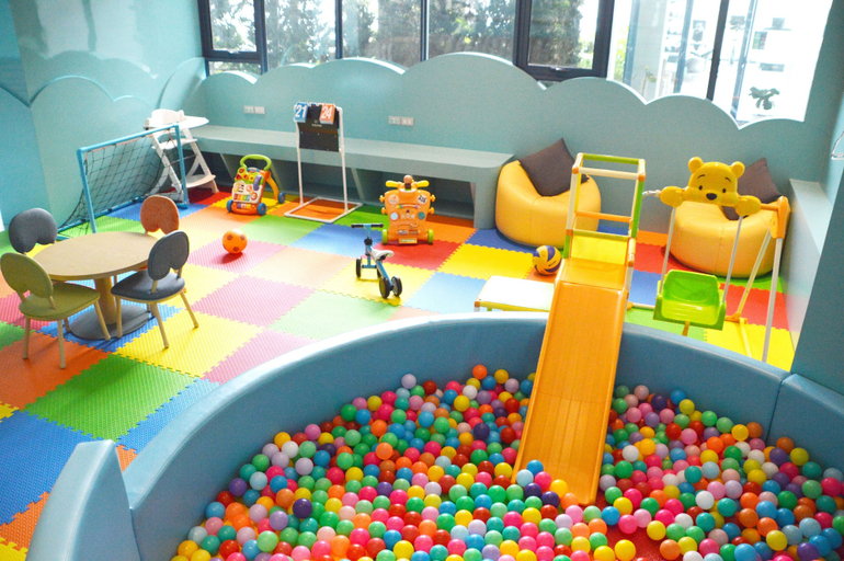 Family & Kids 4, S. Sriracha Hotel and Residence, Si Racha