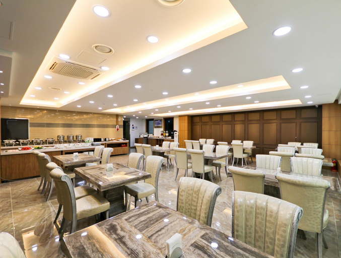 Food & Drinks 2, Lion Hotel, Busanjin