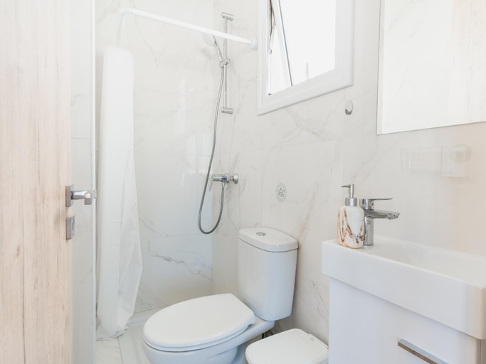 Bathroom 3, Gorgeous villa with private pool in the sunsets outside Paphos Just for you