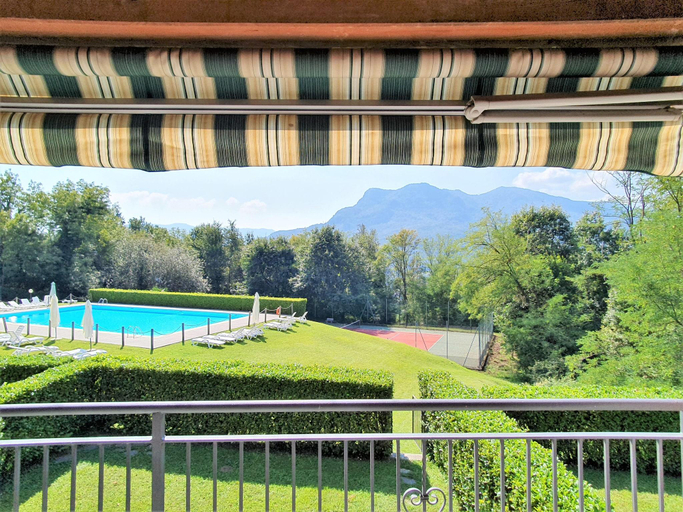 Others 5, Apartment near Lago Maggiore and Lugano, Varese