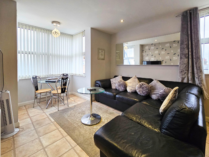 Others 3, Pearl Suite, Blackpool