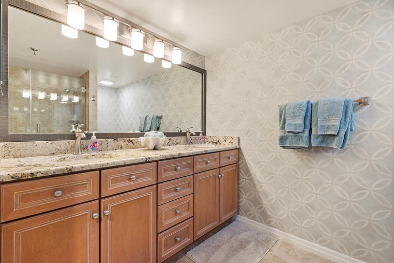 Bathroom 4, Chadham by the Sea 413, Volusia
