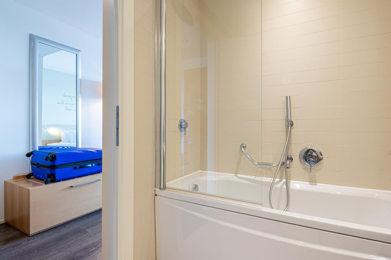 Bathroom 4, UNA HOTELS Le Terrazze Treviso Hotel & Residence, Treviso
