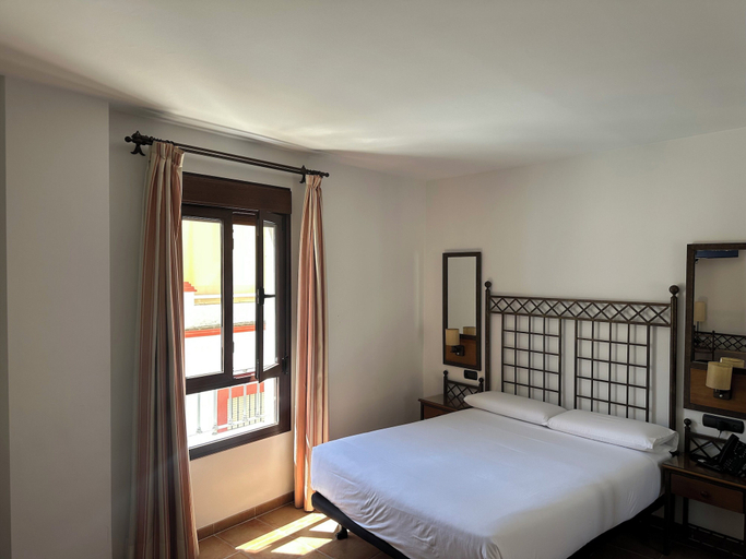 Bedroom 3, Hotel Hacienda Santa Barbara, Sevilla