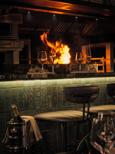 Food & Drinks 5, The Priory Hotel and Restaurant, Newport
