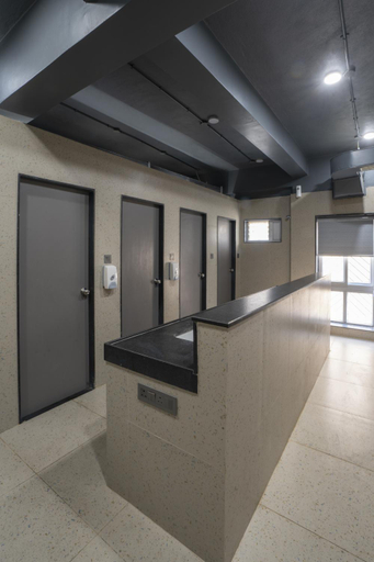 Bathroom 5, DraperU India (formerly Draper Startup House Hyderabad), Hyderabad