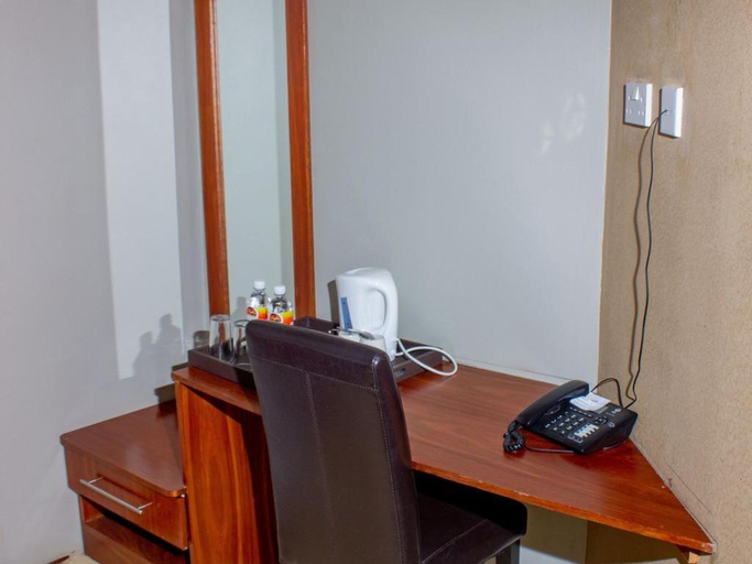 Others 4, Wild View Resort, Chobe