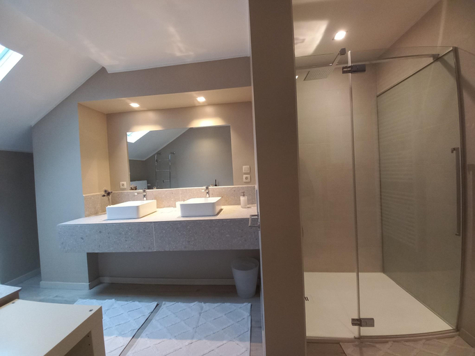 Bathroom 3, Charming cottage in a farm with views, Namur