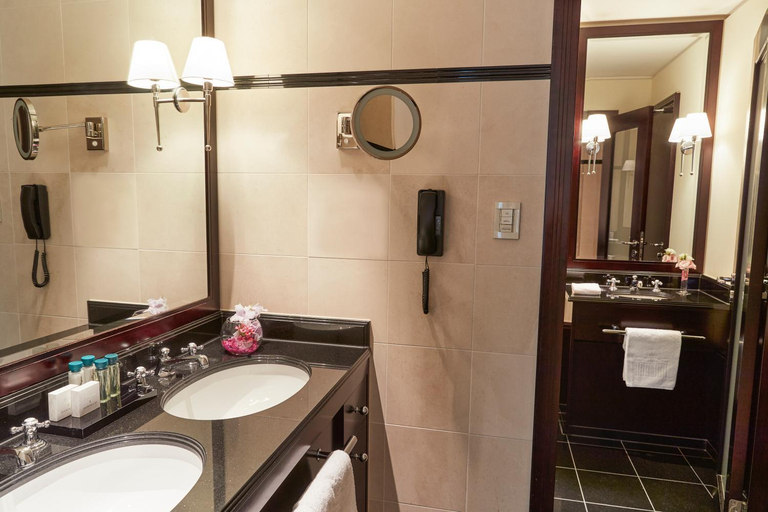 Bathroom 5, Hotel Adlon Kempinski, Berlin