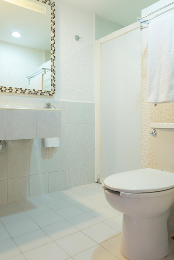 Bathroom 3, Hotel y Suites Nader, Isla Mujeres