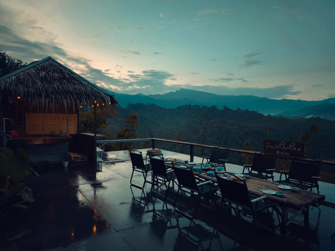 Food & Drinks, Little House In the Forest at Nan, Pua