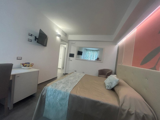 Bedroom 4, Eolia Rooms Lipari, Messina