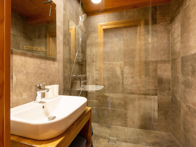 Others 3, Farmhouse in Wildkogel near Ski Slopes, Zell am See