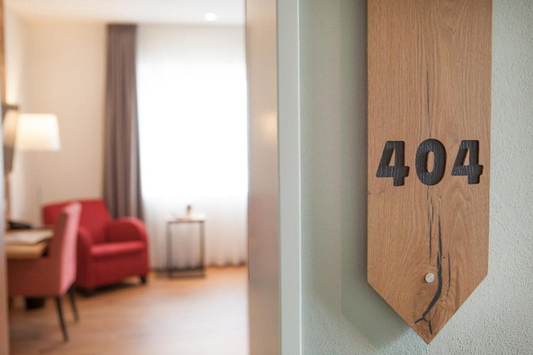 Bedroom 3, Hotel & Landgasthof Hoheluft, Harburg
