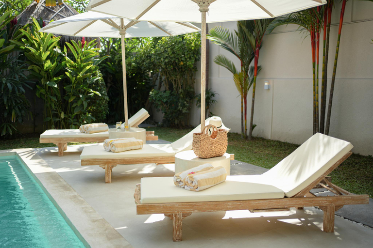 Others 5, Villa Piece Of Peace private 3 BR with large pool, Badung