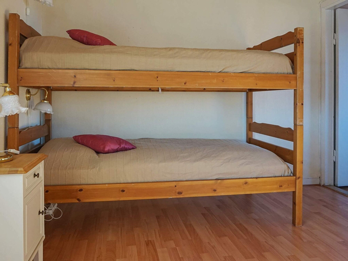 Bedroom 4, 4 Person Holiday Home in Odeshog, Ödeshög