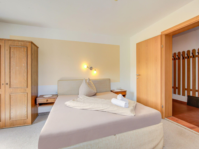 Others 5, Apartment in Hainzenberg near Ski Lift, Schwaz