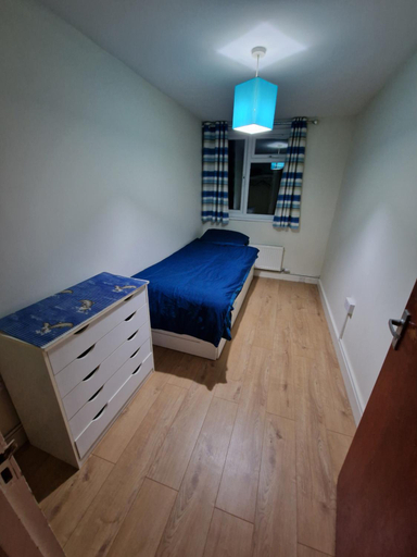 Others 5, SnoozeDen Chalvey - Free Parking, Near M4 J6, Slough